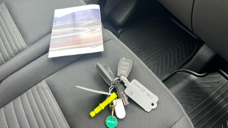 Ford Transit Custom 280 L1 Diesel Fwd 2.0 EcoBlue 130ps Low Roof Limited Van